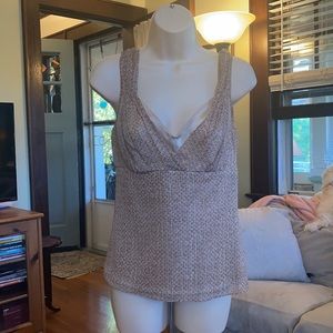 Tahari womens beautiful lined sheer camisole  blouse silk polyester spandex